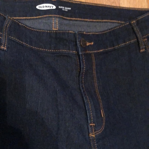 NWT Old Navy Super Skinny Mid-Rise sz18 Great Stretch very Dark Navy - Picture 2 of 10